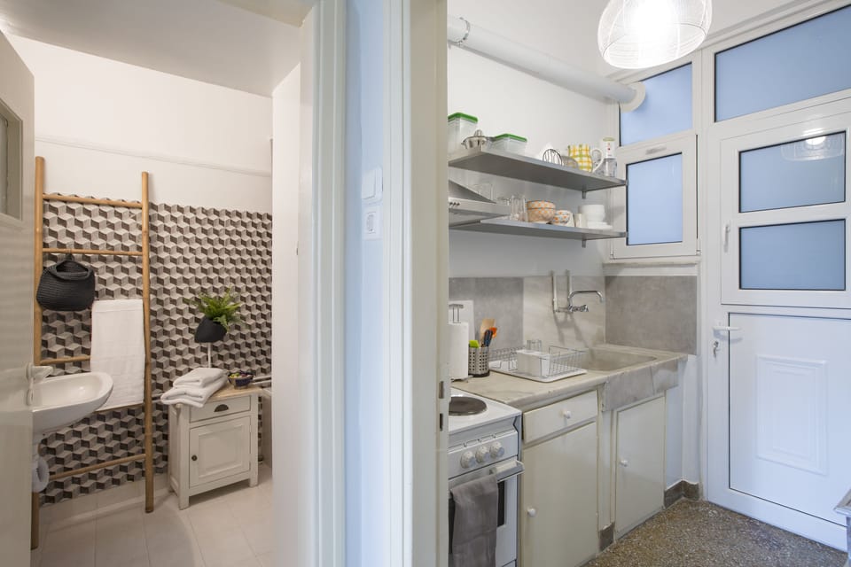 Apartment, 2 Bedrooms | Room amenity