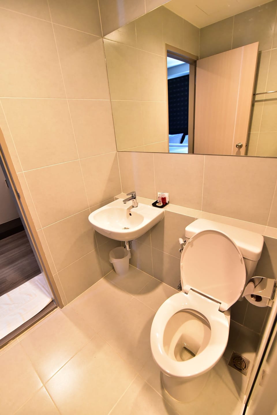 Desk, blackout drapes, rollaway beds, free WiFi