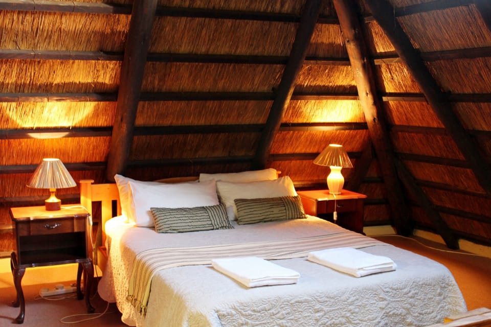 Family Chalet, 2 Bedrooms, Lake View, Lakeside | Premium bedding, soundproofing, free WiFi, bed sheets