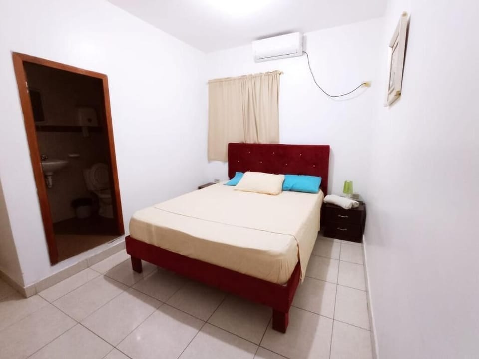 1 bedroom, pillowtop beds, iron/ironing board (on request), WiFi (free)