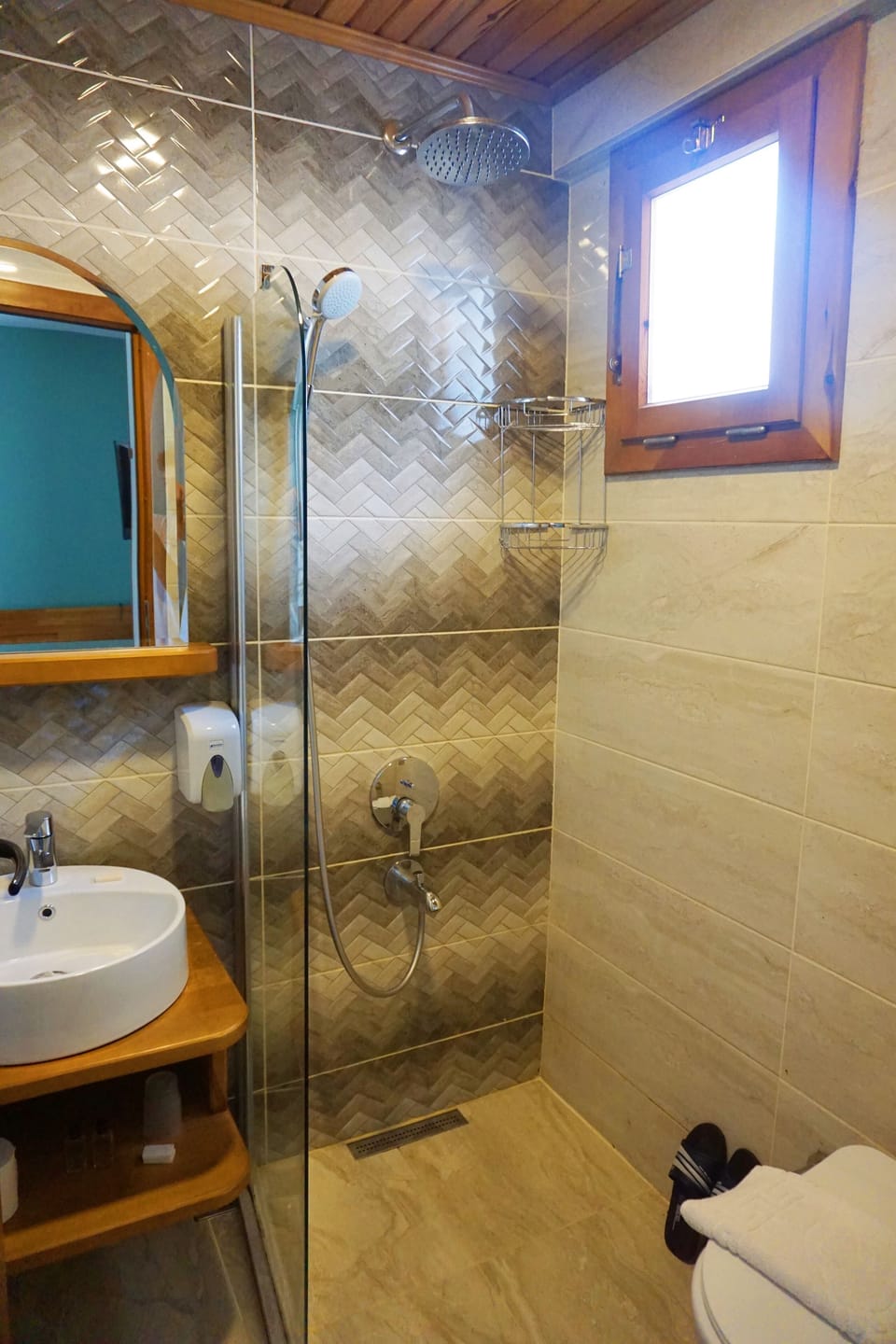 Standard Double or Twin Room | WiFi (free), bed sheets