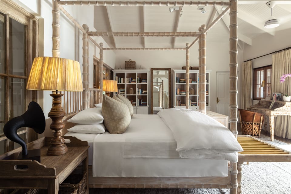 Gelatenheid A | 1 bedroom, free minibar, in-room safe, individually decorated
