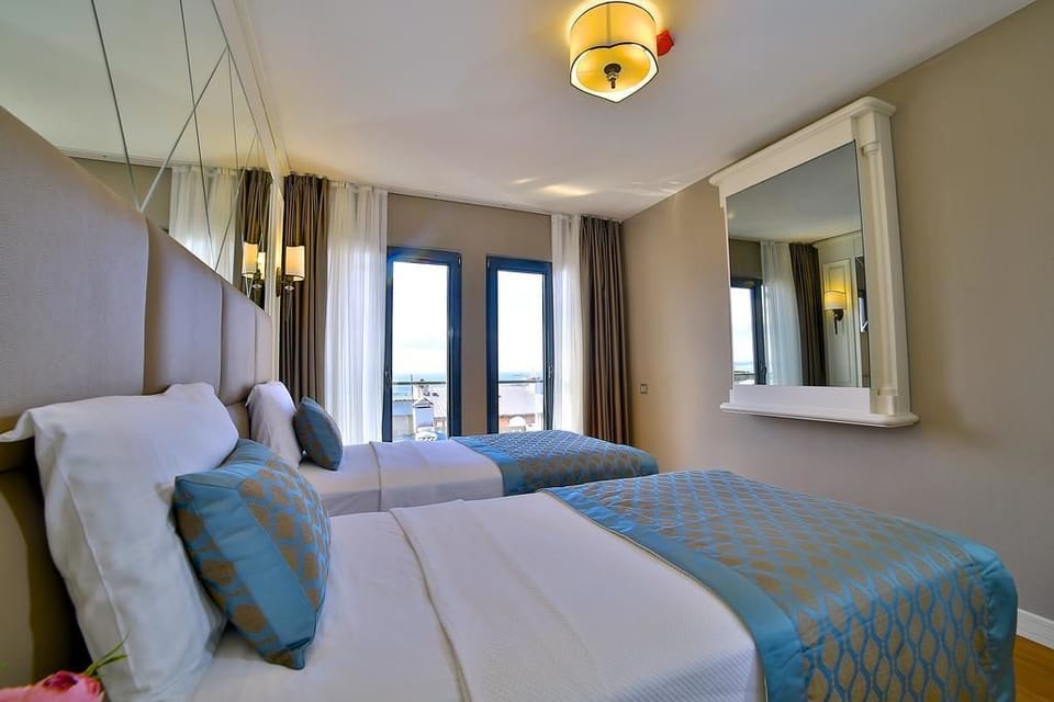 Deluxe Double or Twin Room | Egyptian cotton sheets, premium bedding, minibar, in-room safe