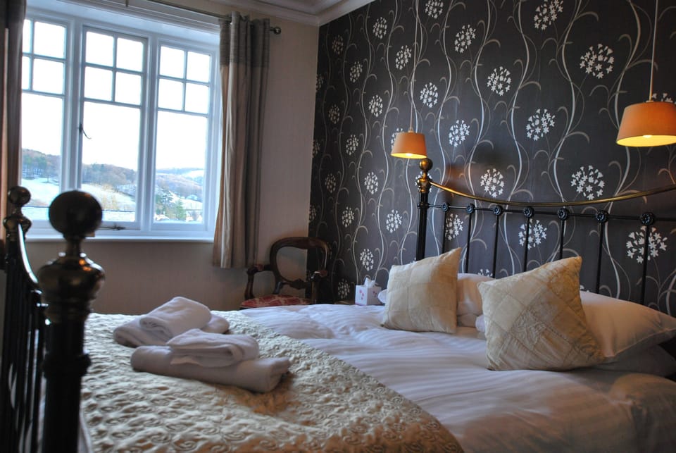 Double Room (Room3) | Free WiFi, bed sheets