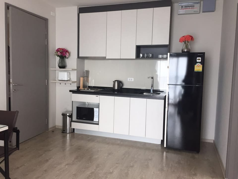 Private kitchenette