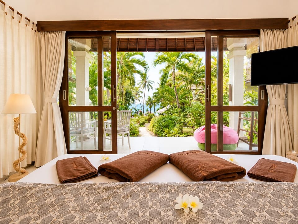 Deluxe Bungalow | Select Comfort beds, minibar, in-room safe, desk