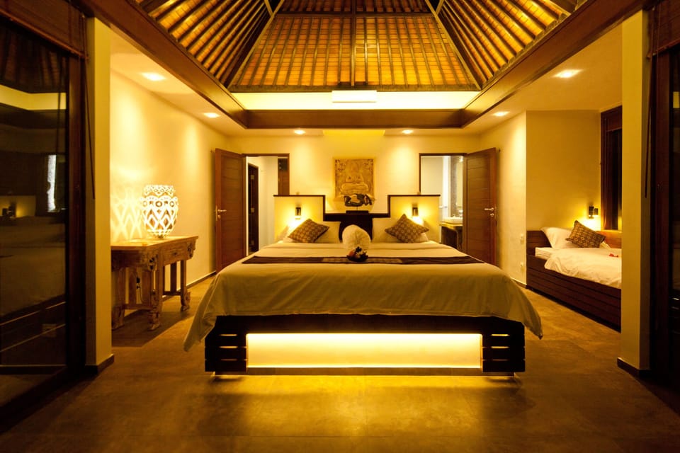 Exclusive Villa, 2 Bedrooms | Select Comfort beds, minibar, in-room safe, desk