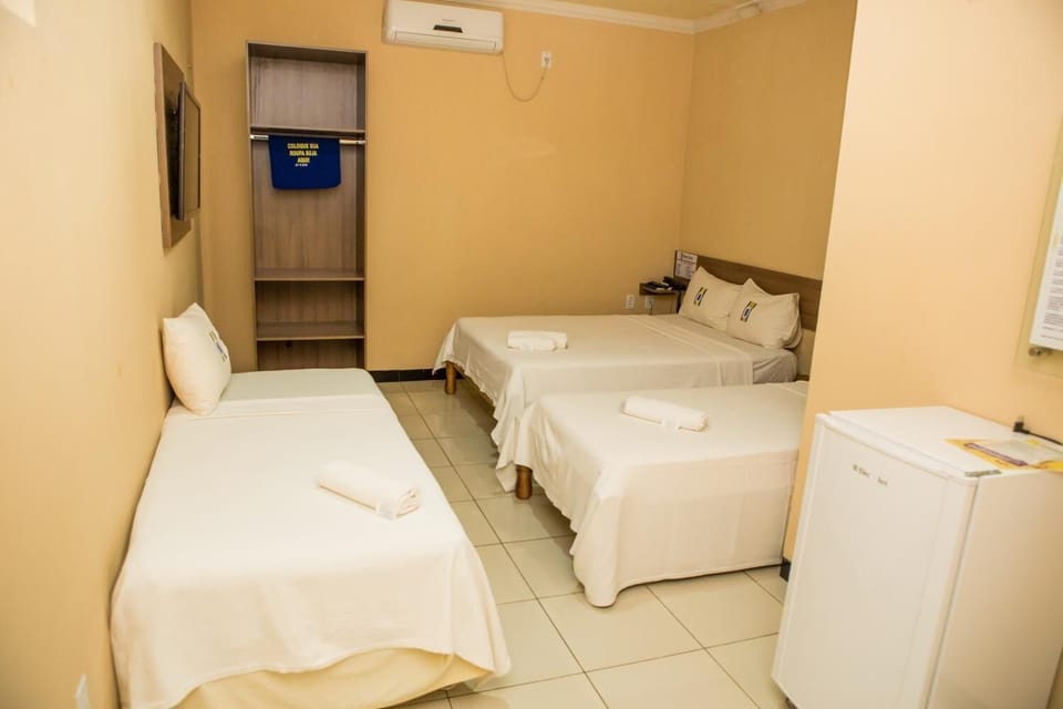 Minibar, WiFi (free), bed sheets