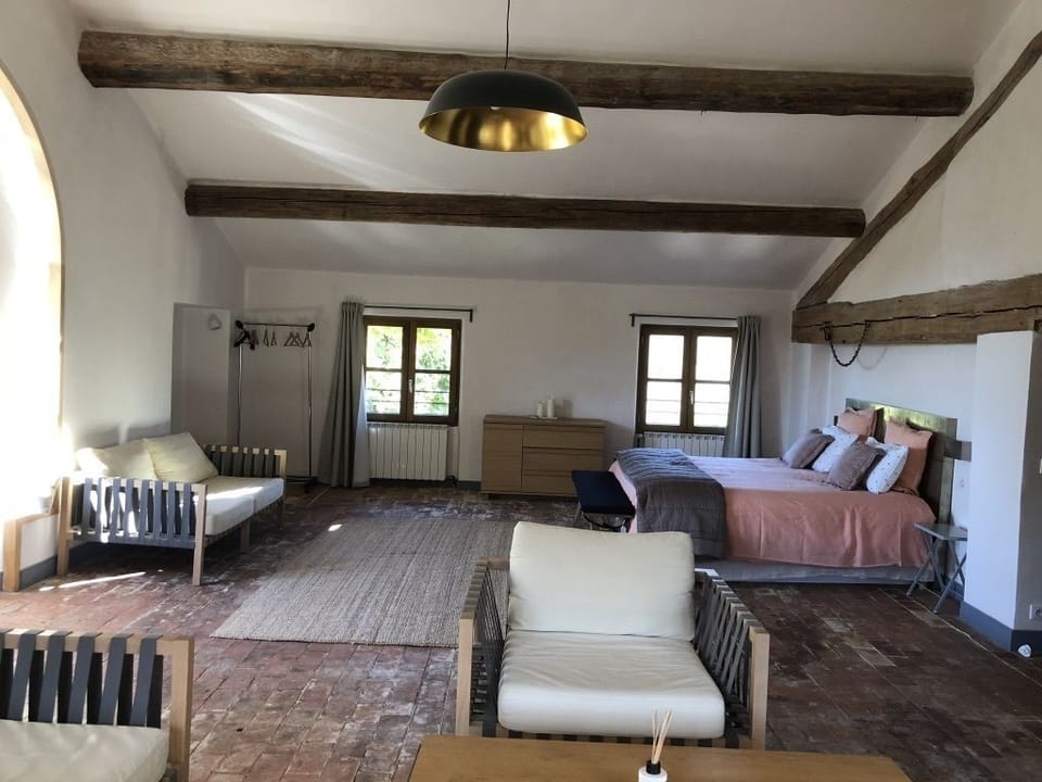 Luxury Quadruple Room (Cousines) | 1 bedroom, individually decorated, individually furnished, desk