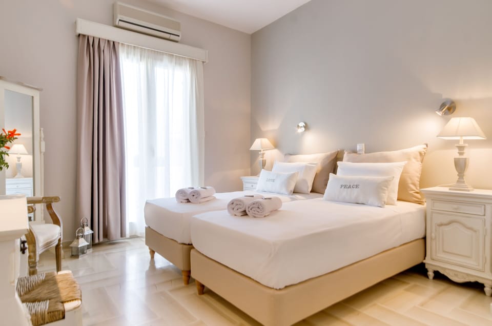 Superior Double or Twin Room | In-room safe, soundproofing, free WiFi, bed sheets