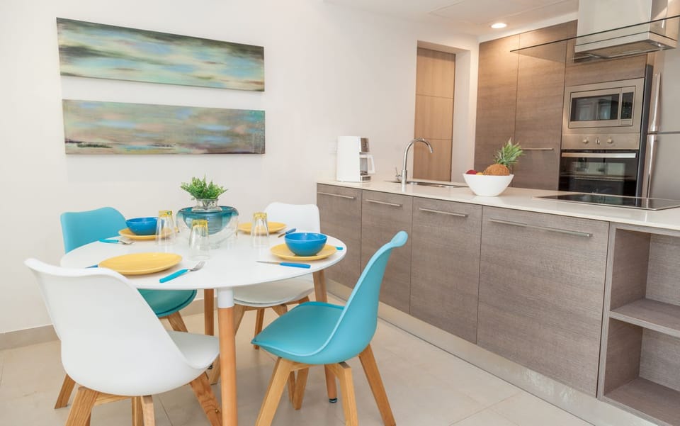 Deluxe House, 2 Bedrooms, Poolside | Living area | Flat-screen TV