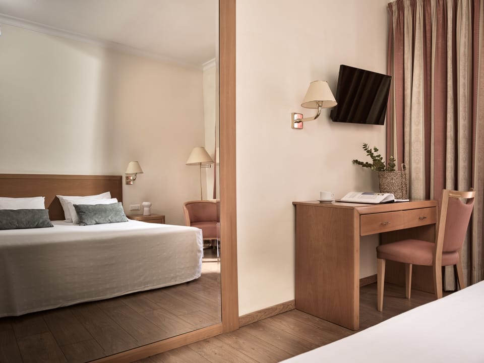Superior Double or Twin Room, Balcony, City View | In-room safe, blackout drapes, soundproofing, free cribs/infant beds