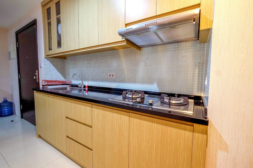 Apartment, 1 Bedroom | Private kitchenette | Fridge, microwave, stovetop, electric kettle