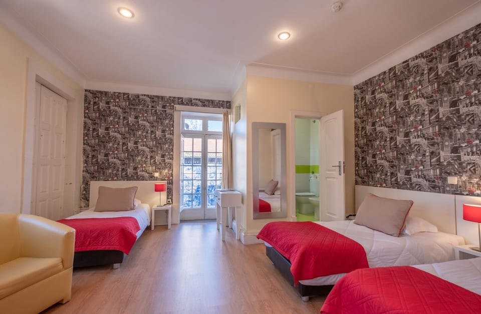 Quadruple Room | Free cribs/infant beds, free WiFi, bed sheets