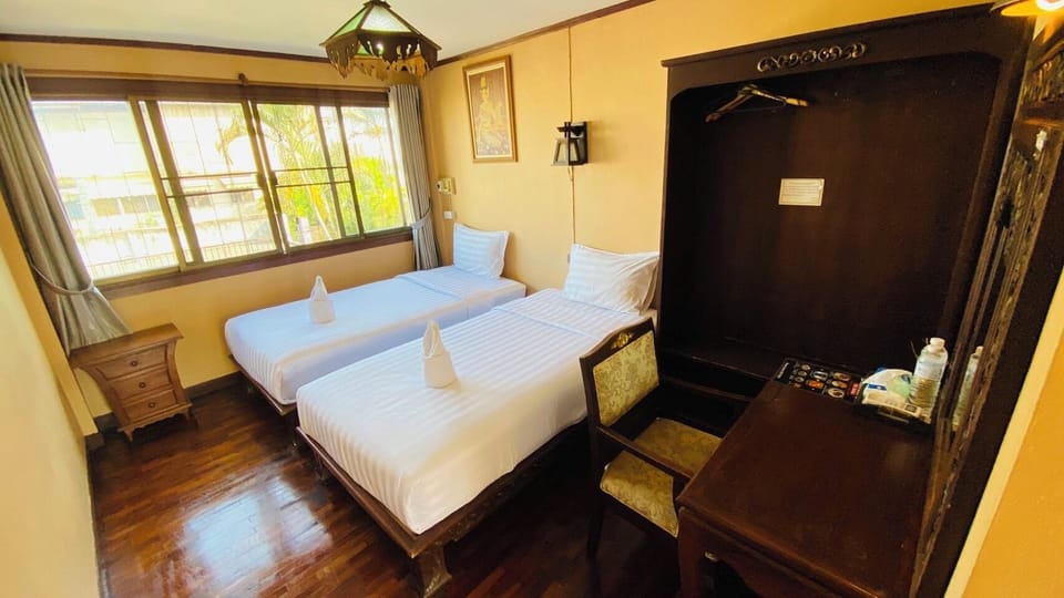 Superior Twin Room with AC | Free WiFi