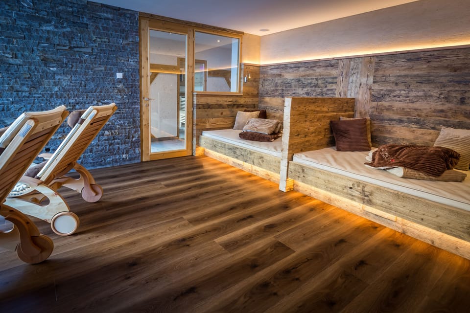 Sauna, hot tub, steam room, hot springs, deep-tissue massages