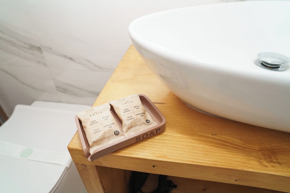 Comfort Triple Room, Ground Floor | Bathroom | Shower, rainfall showerhead, free toiletries, hair dryer