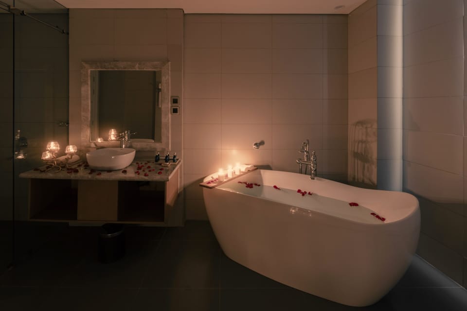 Shower, free toiletries, hair dryer, bathrobes