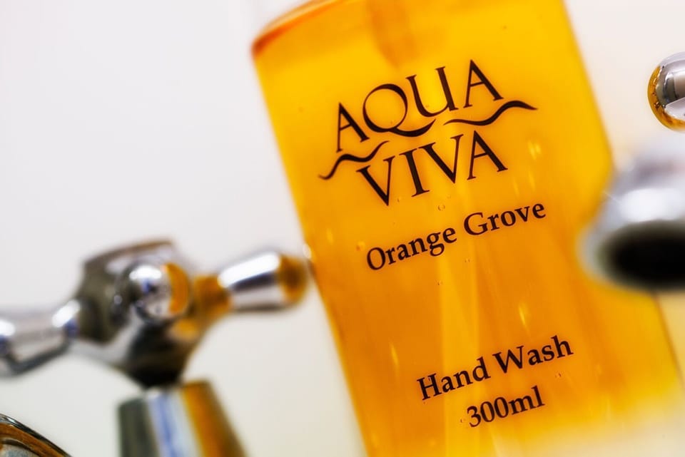 Double Room | Bathroom amenities | Shower, free toiletries, hair dryer, towels