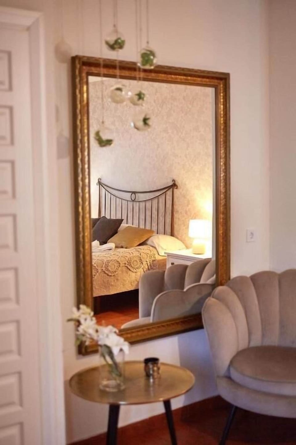 Superior Suite, City View | Desk, blackout drapes, cribs (free), rollaway beds (surcharge)