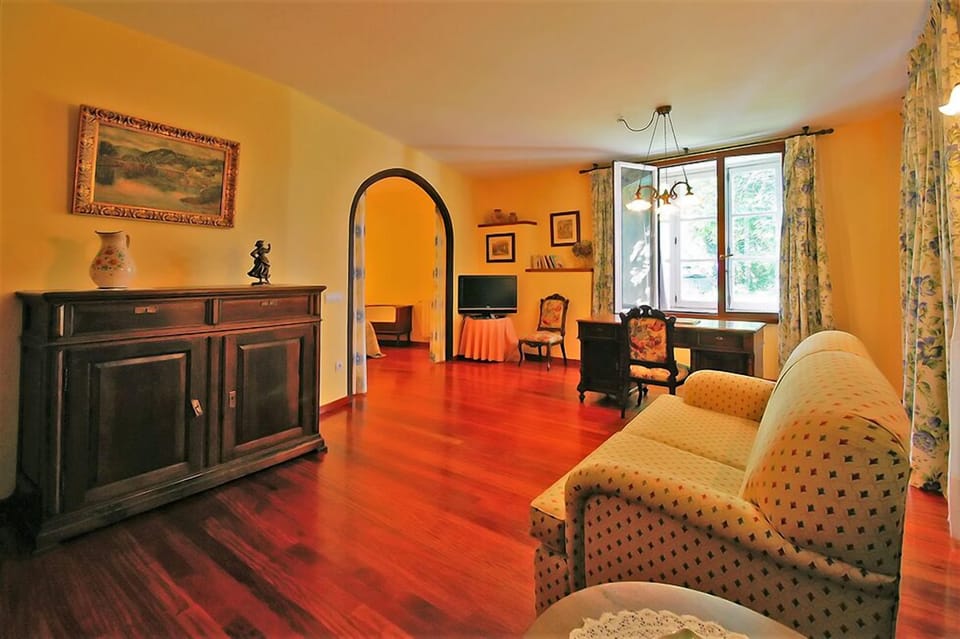 Deluxe Room | Individually decorated, individually furnished, desk