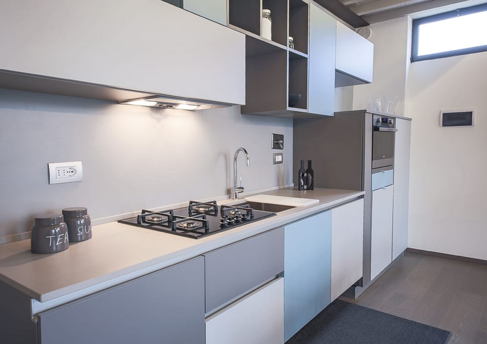 Apartment, 2 Bedrooms | Private kitchen | Fridge, microwave, oven, stovetop