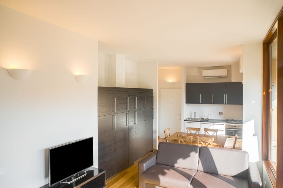 Apartment, 2 Bedrooms | 2 bedrooms, iron/ironing board, cribs/infant beds, free WiFi