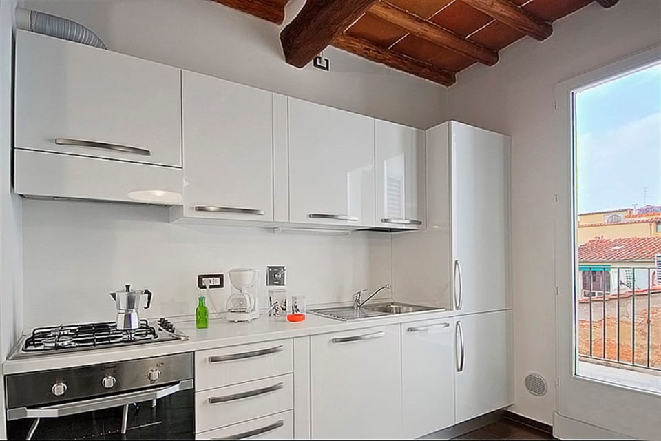 Apartment, 1 Bedroom | 1 bedroom, iron/ironing board, cribs/infant beds, free WiFi