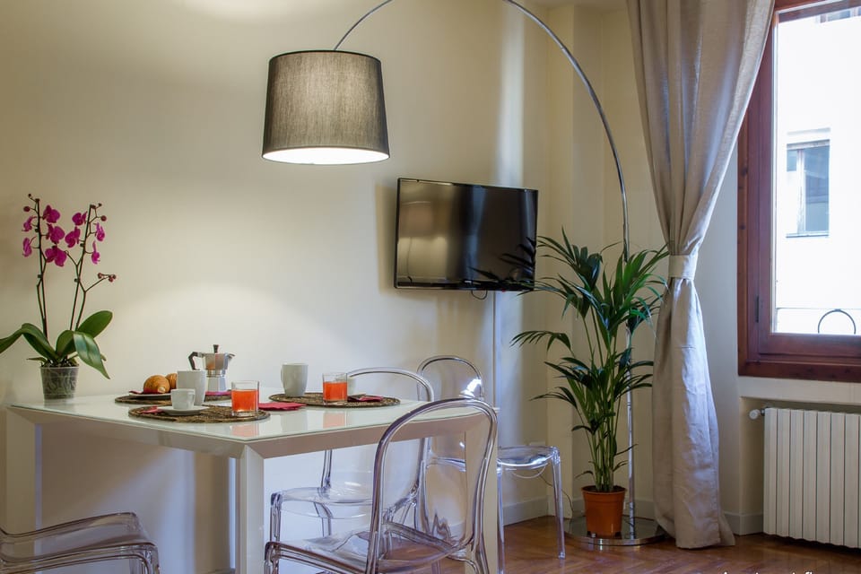 Apartment, 1 Bedroom | 1 bedroom, iron/ironing board, cribs/infant beds, free WiFi