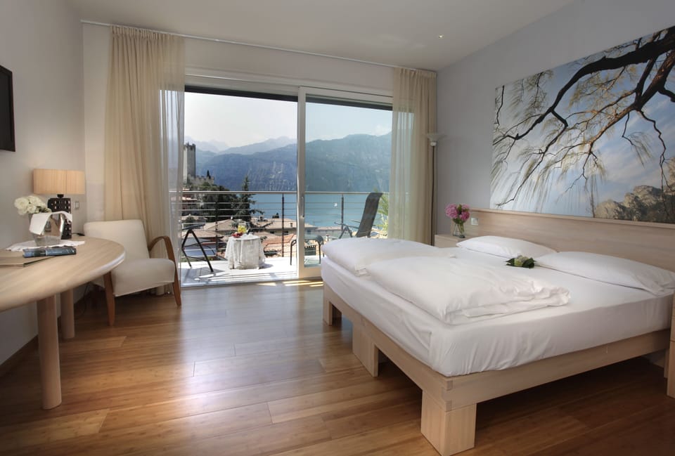 Exclusive Double Room, Balcony | Frette Italian sheets, Select Comfort beds, in-room safe