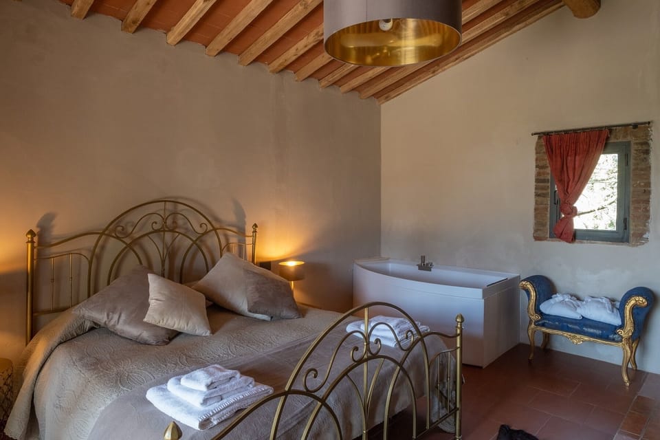 Deluxe Double Room, Garden View | 1 bedroom, iron/ironing board, free WiFi, bed sheets