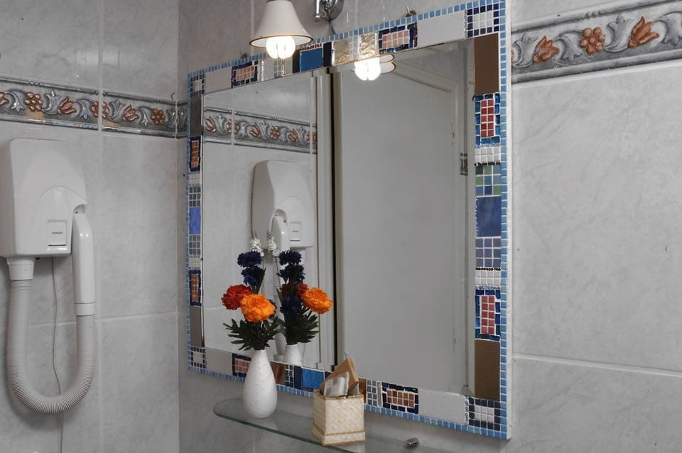 Single Room | Room amenity