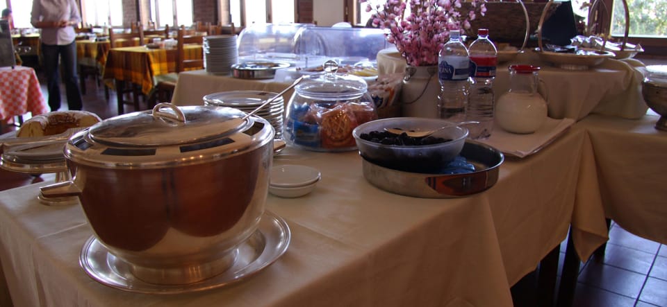 Daily local cuisine breakfast for a fee
