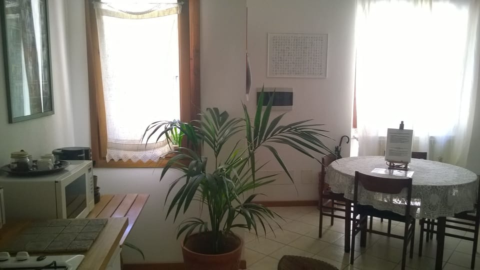 Standard Apartment | Living room | 22-inch TV with digital channels