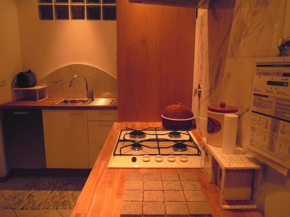 Standard Apartment | Private kitchen | Fridge, microwave, coffee/tea maker, electric kettle