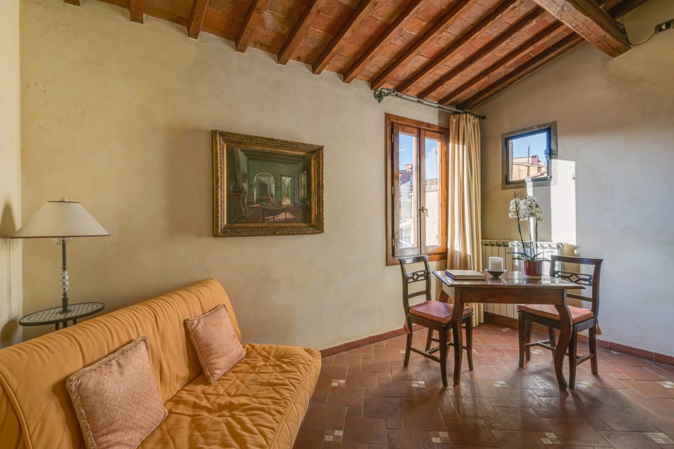 Apartment | Living area | TV, pay movies