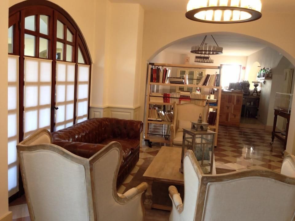 Lobby sitting area