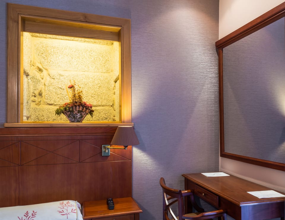 In-room safe, desk, soundproofing, iron/ironing board