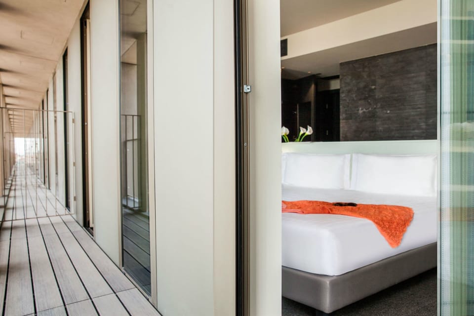 Down comforters, minibar, in-room safe, desk