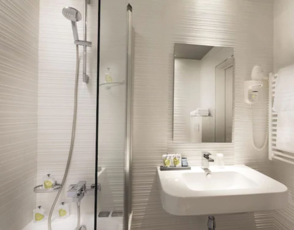 Free toiletries, hair dryer, towels