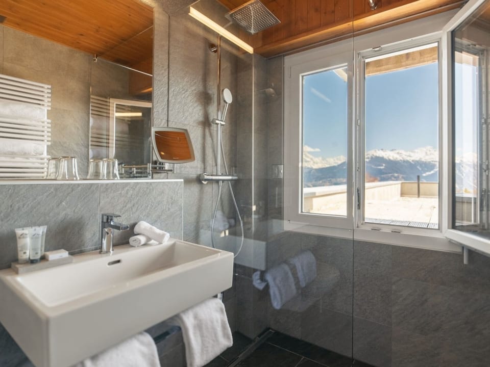 Design Double Room | Bathroom | Free toiletries, hair dryer, slippers, towels