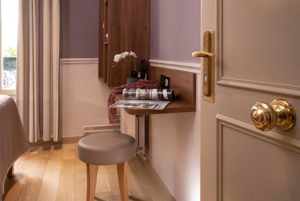 Single Room | Room amenity