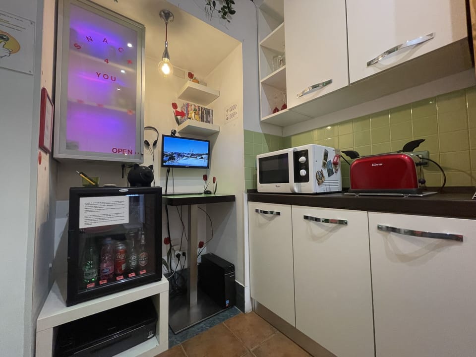 Triple Room | Minibar