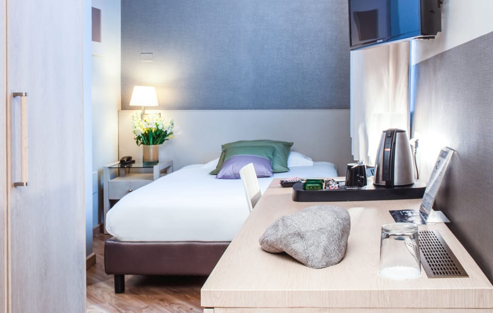 Deluxe Single Room | Premium bedding, down comforters, in-room safe, desk