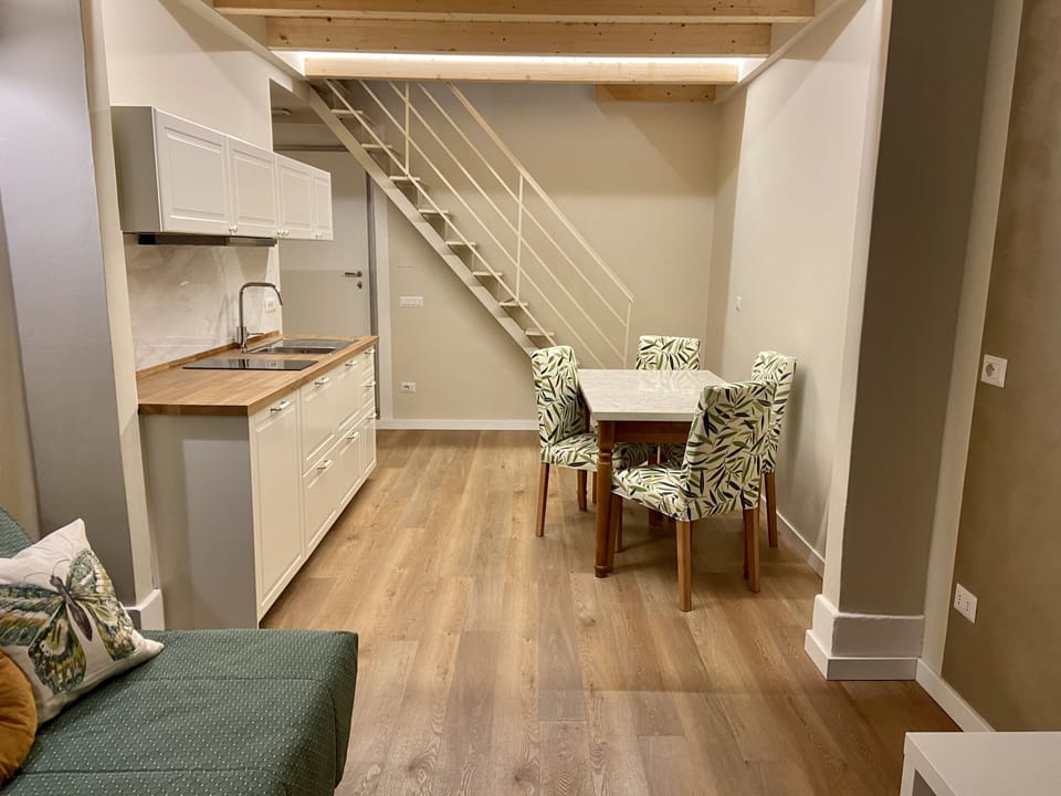 Suite | Living area