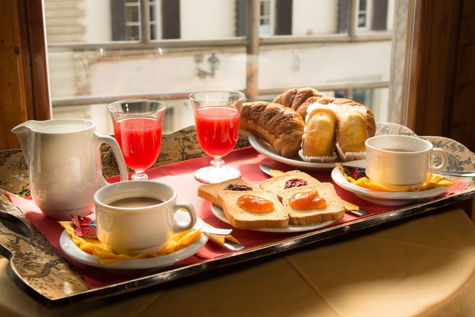 Free daily self-serve breakfast