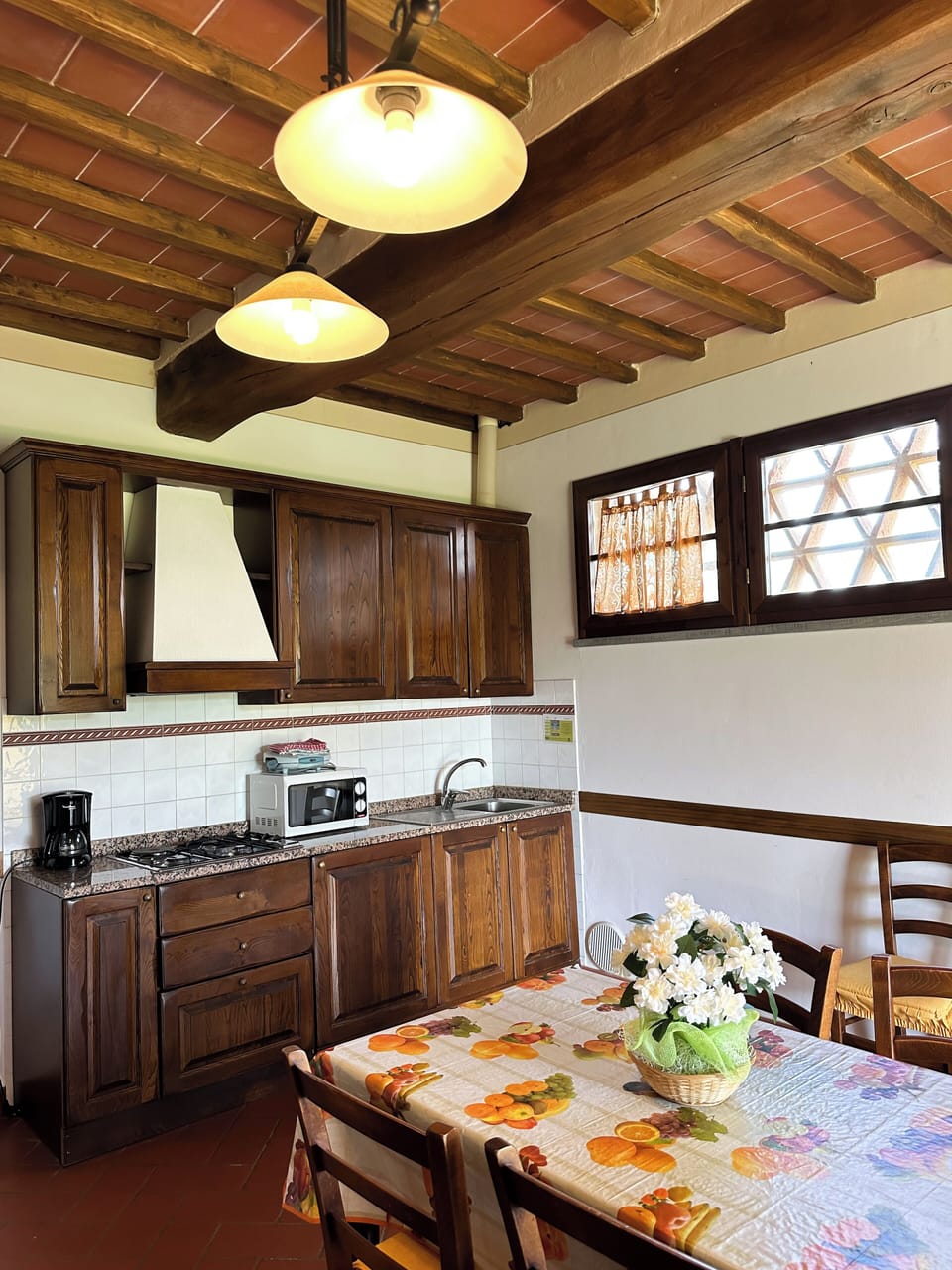 Superior Apartment, 1 Bedroom (4 Adults) | Private kitchen | Fridge, stovetop, coffee/tea maker, toaster