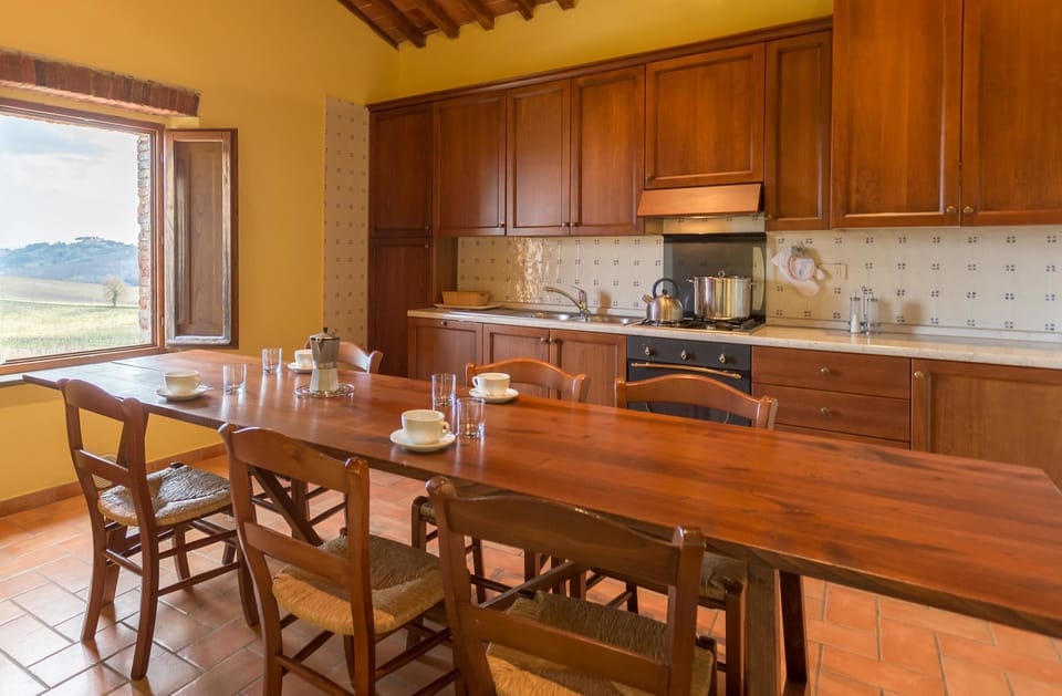 Superior Apartment, 4 Bedrooms, Kitchenette, Vineyard View | Private kitchen | Fridge, microwave, stovetop, coffee grinder