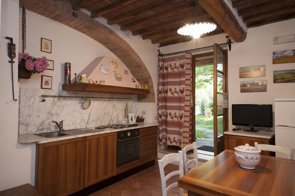 Apartment (4 poeple) | In-room dining