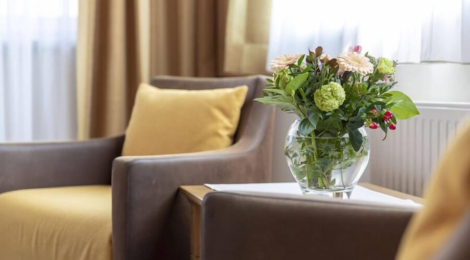 Junior Suite, Balcony, Mountain View | Pillowtop beds, in-room safe, blackout drapes, soundproofing